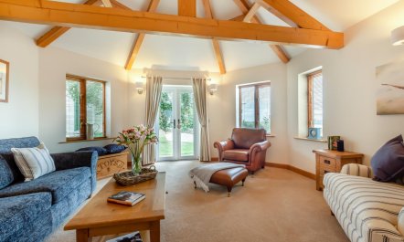 2 Bed in Sawdon 1