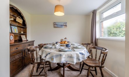 3 Bed in Fairbourne 6