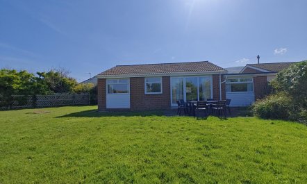 3 Bed in Fairbourne