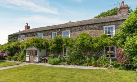 5 Bed in George Nympton