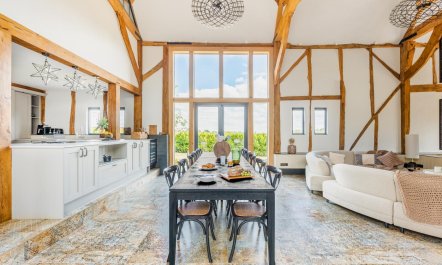 5 Bed in North Baddesley 9