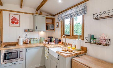1 Bed in Broxburn 3