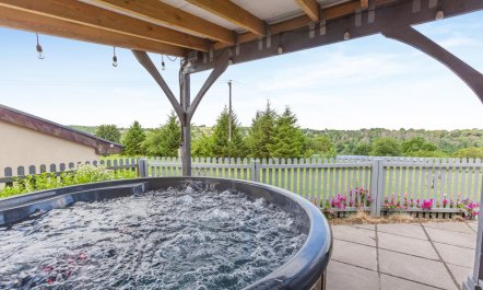 1 Bed in Mynyddislwyn