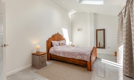 1 Bed in Mynyddislwyn 9