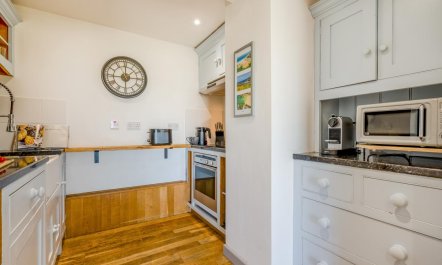 3 Bed in Newquay 9