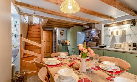 4 Bed in Staithes 1