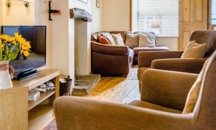 4 Bed in Staithes 8