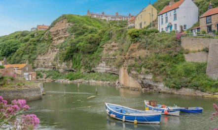 4 Bed in Staithes 2