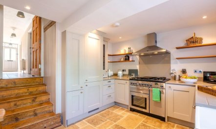 3 Bed in Forest Row 1