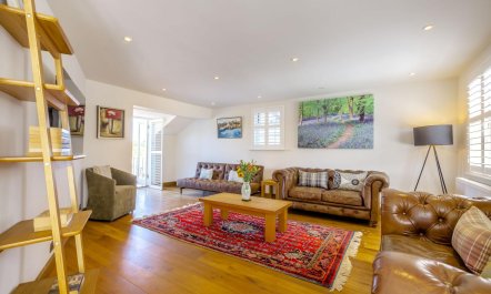 3 Bed in Forest Row
