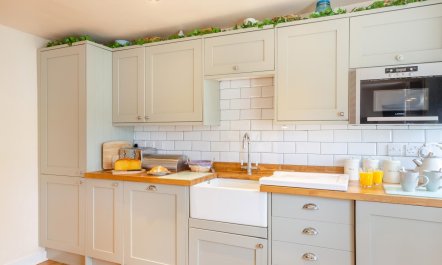3 Bed in Llanfairtalhaiarn 7