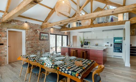 3 Bed in Aldfield 3