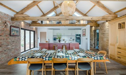 3 Bed in Aldfield 8