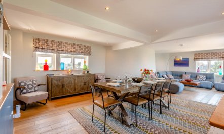 4 Bed in Hunstanton 2