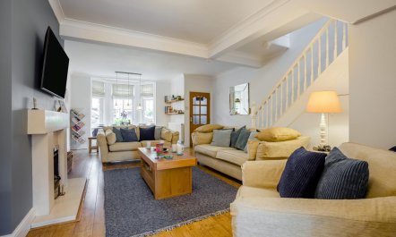 4 Bed in Swanage 1