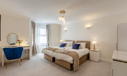 3 Bed in Bournemouth 8