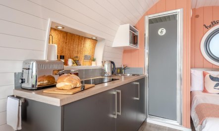 1 Bed in Clunbury 9