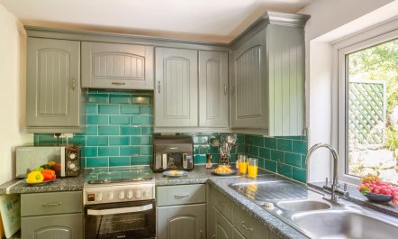 2 Bed in Llanllechid 5
