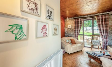 2 Bed in Llanddarog 6