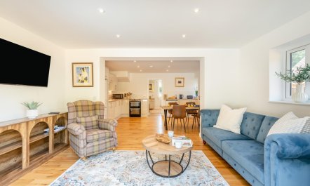 2 Bed in Oreton 5