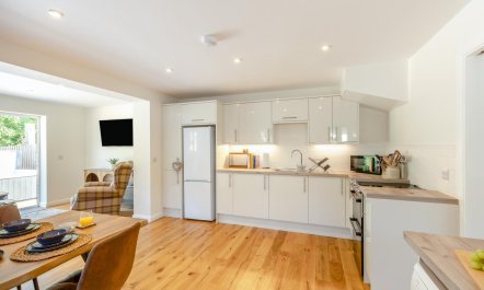 2 Bed in Oreton 8