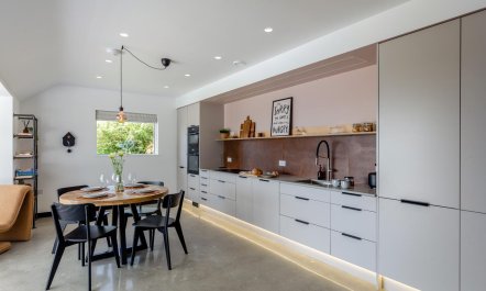 2 Bed in Mount 5