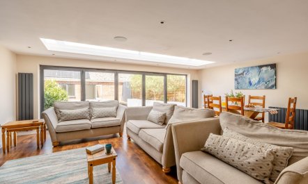 3 Bed in Bridport 5