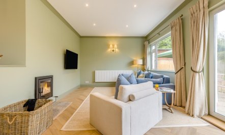 3 Bed in Southgate 3