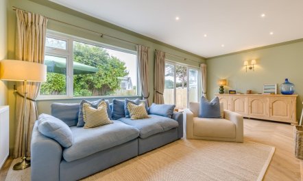 3 Bed in Southgate