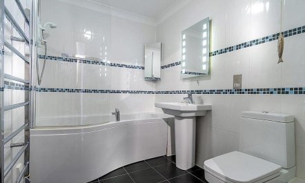 2 Bed in Mawgan Porth 9