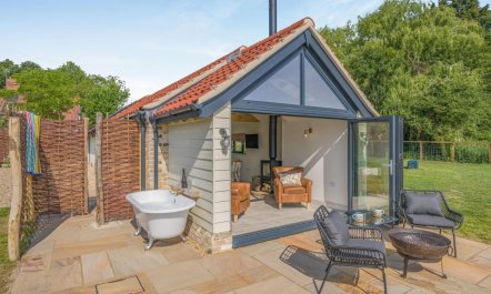 1 Bed in Bedingham