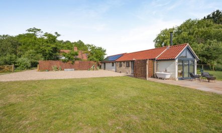 1 Bed in Bedingham 8