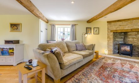 3 Bed in Bishops Castle 2
