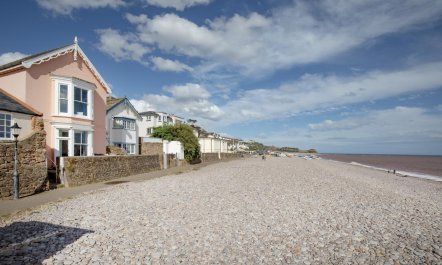 3 Bed in Budleigh Salterton 1