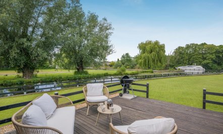 2 Bed in Wroxham