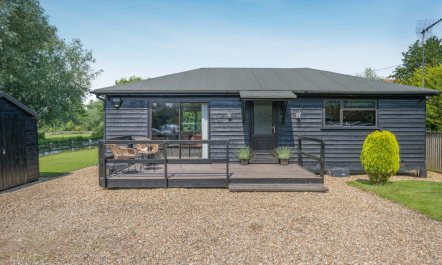 2 Bed in Wroxham 5