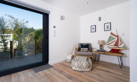 4 Bed in Porth 7