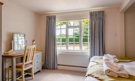 5 Bed in Old Hunstanton 5