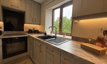 2 Bed in Holmbridge 3