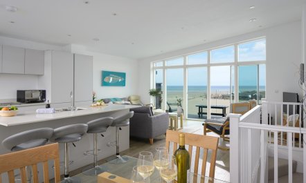 4 Bed in Perranporth 8