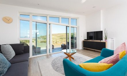 4 Bed in Perranporth 5