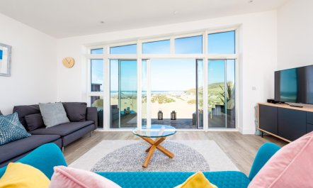 4 Bed in Perranporth