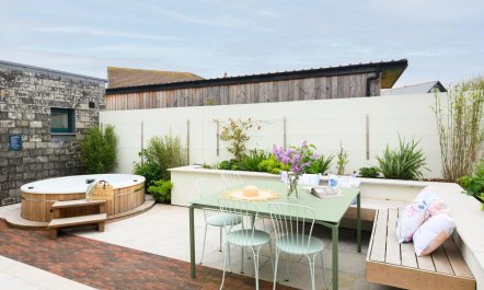4 Bed in Trevone
