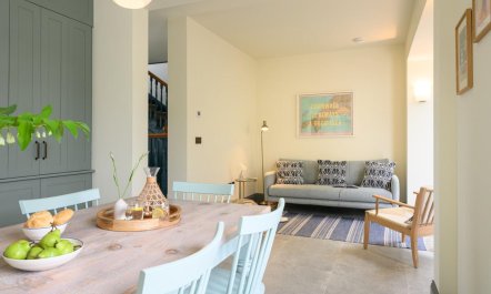 4 Bed in Trevone 4