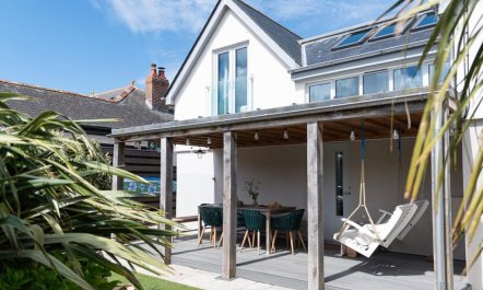 4 Bed in Trevone 4
