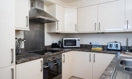 2 Bed in Porth 4
