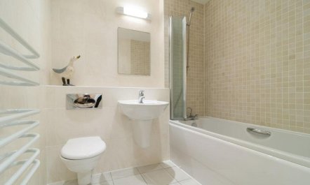 2 Bed in Watergate Bay 8
