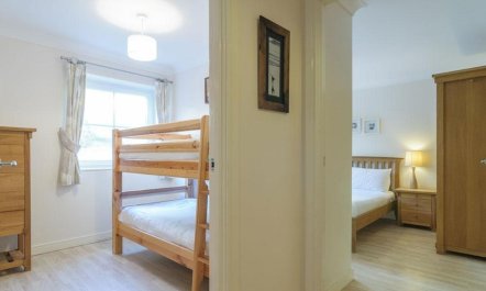 2 Bed in Watergate Bay 9