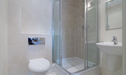 2 Bed in Watergate Bay 6