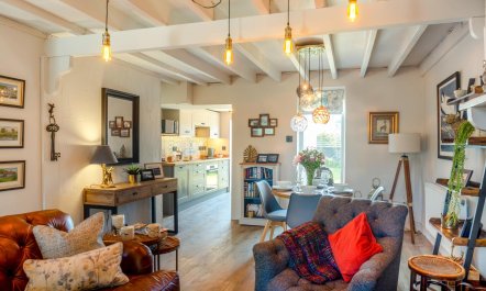 2 Bed in Rhydyclafdy 5